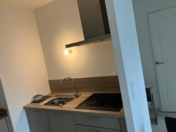 Gîte pour 3 personnes, avec balcon à Mions - 2