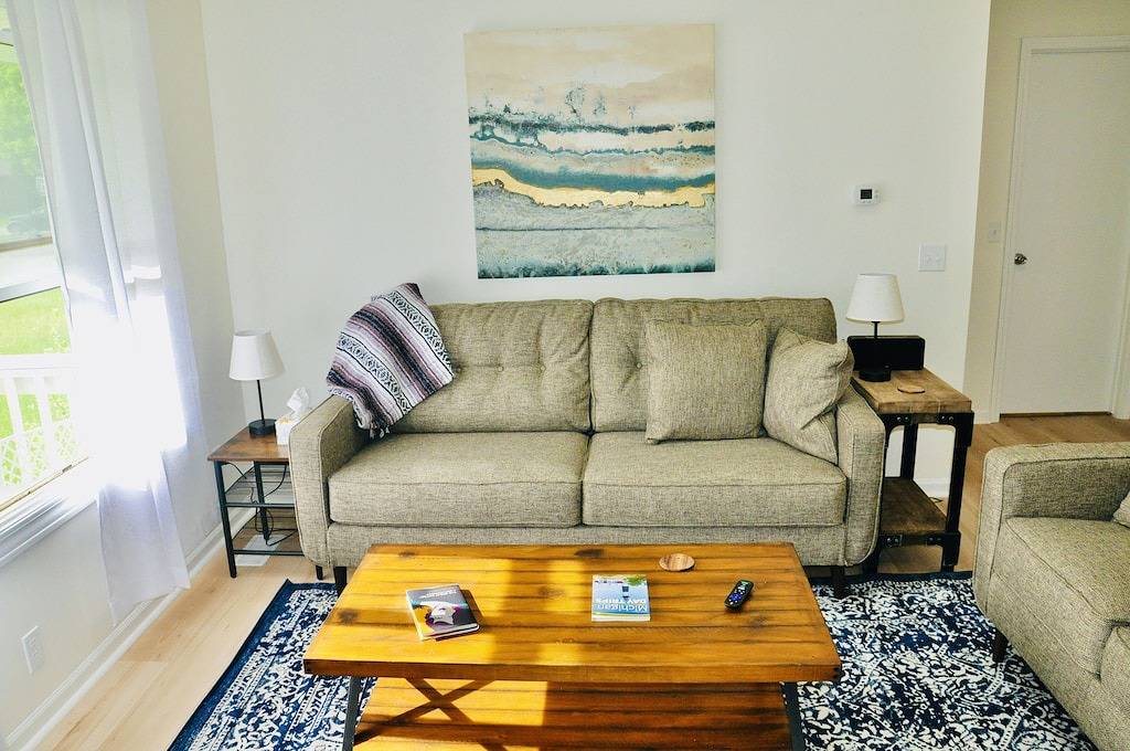 Spacious Home w/ King Bed close to Beaches, Lake Macatawa, Holland, & Saugatuck in Macatawa, Michigansee