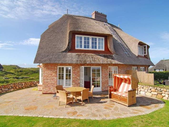 Ferienhaus für 6 Personen, mit Sauna und Seeblick sowie Terrasse und Garten, kinderfreundlich - 1