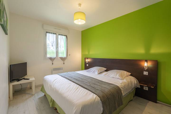 Gîte pour 6 personnes, avec Jardin à Saint-Simon-de-Bordes