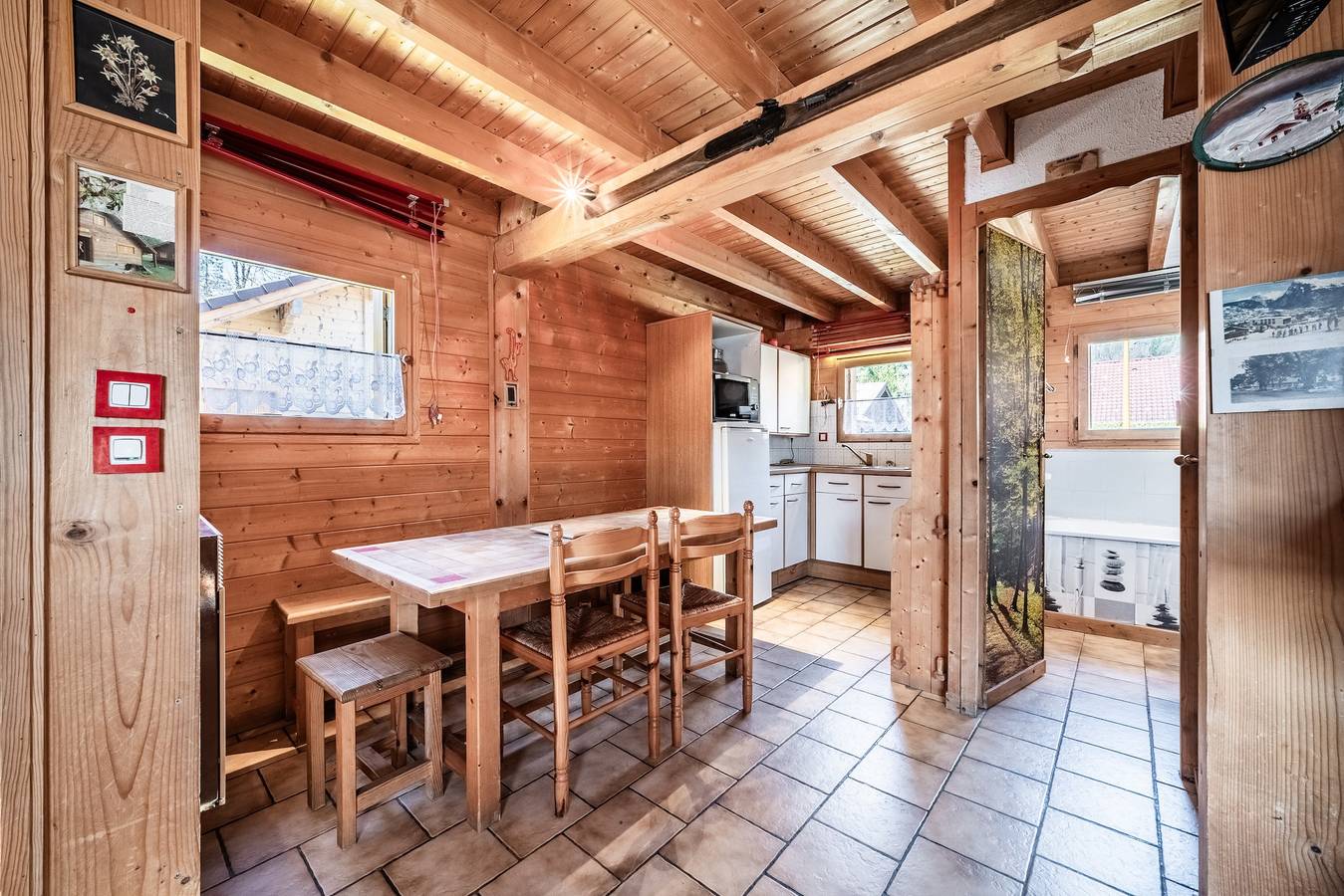 Chalet „6p Classique – Clématite“ mit Bergblick, privater Terrasse und Wlan in Verchaix, Region Bonneville