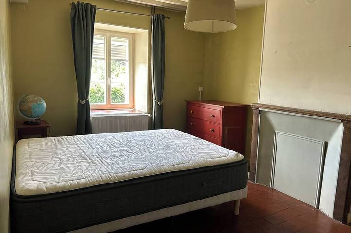 Location de vacances pour 6 personnes, animaux acceptés dans Epiry