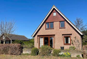 Gîte pour 6 personnes, avec jardin et vue à Lisse