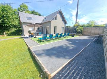 Gîte pour 8 personnes, avec terrasse et jardin à Ablon