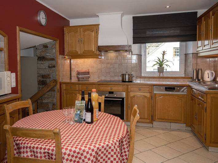 Location de vacances pour 18 personnes, avec terrasse ainsi que jardin et sauna à Waimes - 3