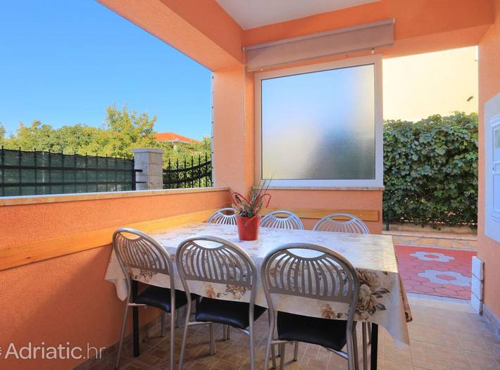 Smještaj za odmor za 16 osoba, s Balkon u Kanica