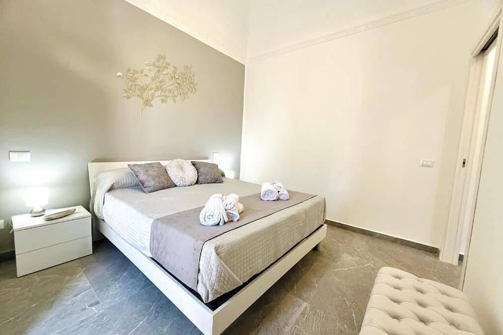 Apartamento entero, Apartments a few minutes from the airport of Palermo, with parking in Villagrazia di Carini, Carini
