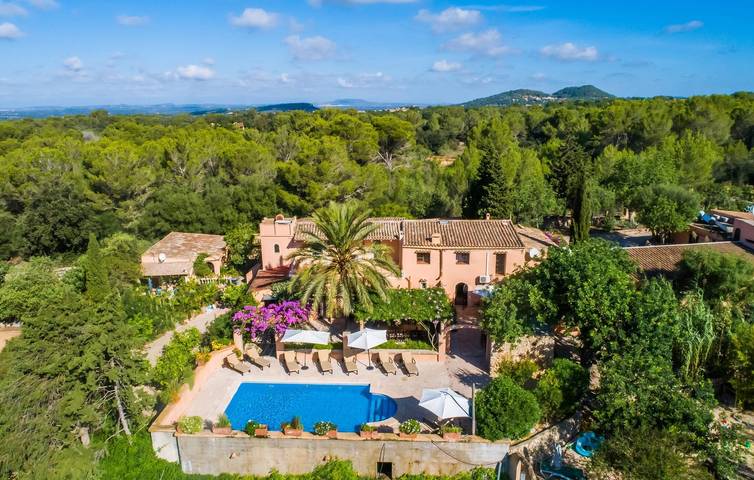 Finca für 12 Personen, mit Terrasse