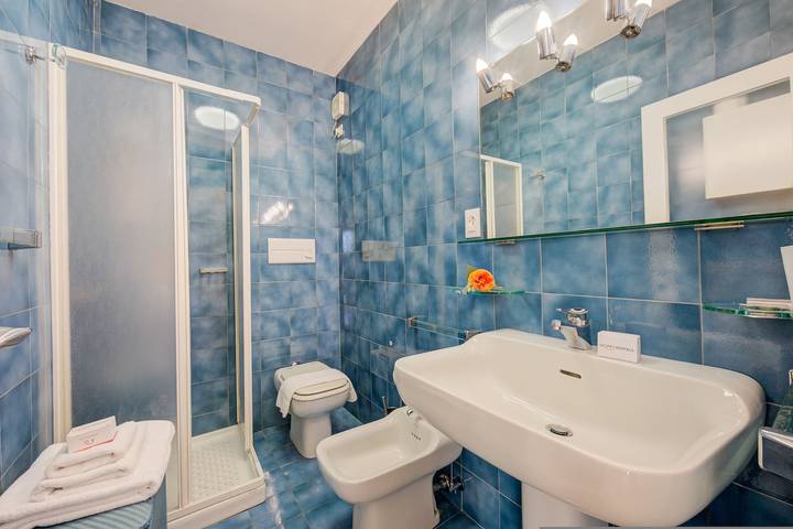 Ferienwohnung für 8 Personen, mit Terrasse und Seeblick in Riva del Garda - 3