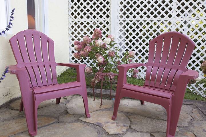 Vacation rental for 2 people, with yard and terrace in Highlands (NC)