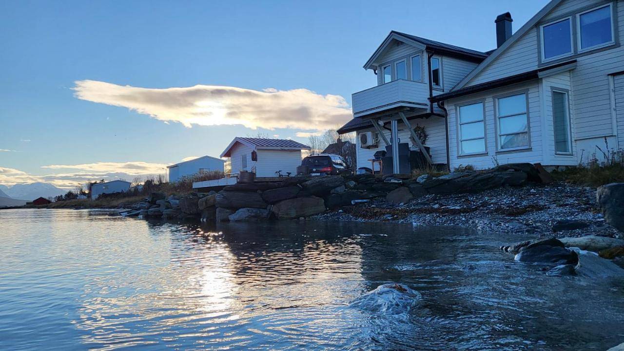 Four-Bedroom House in Lyngen