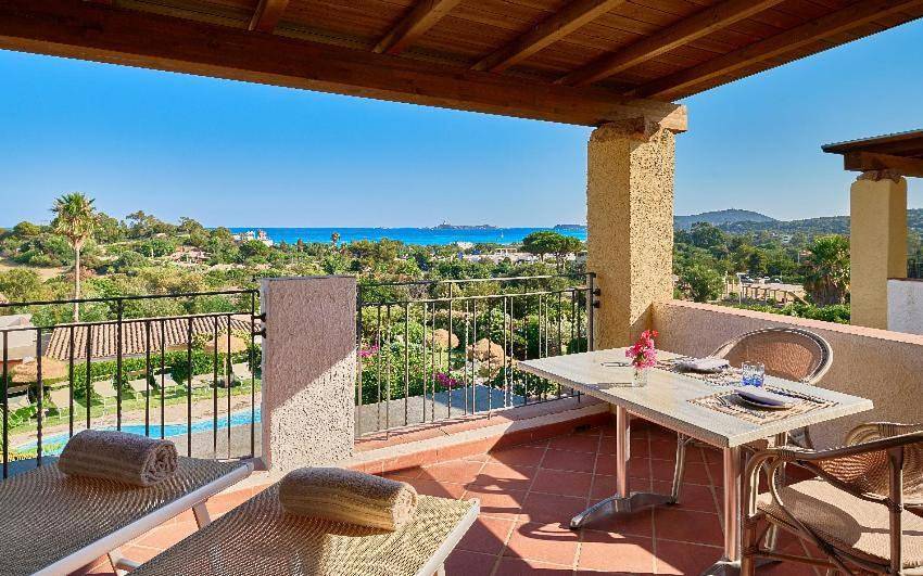 Le Bouganville Rooms Suites and Apartments in Spiaggia di Villasimius, Villasimius