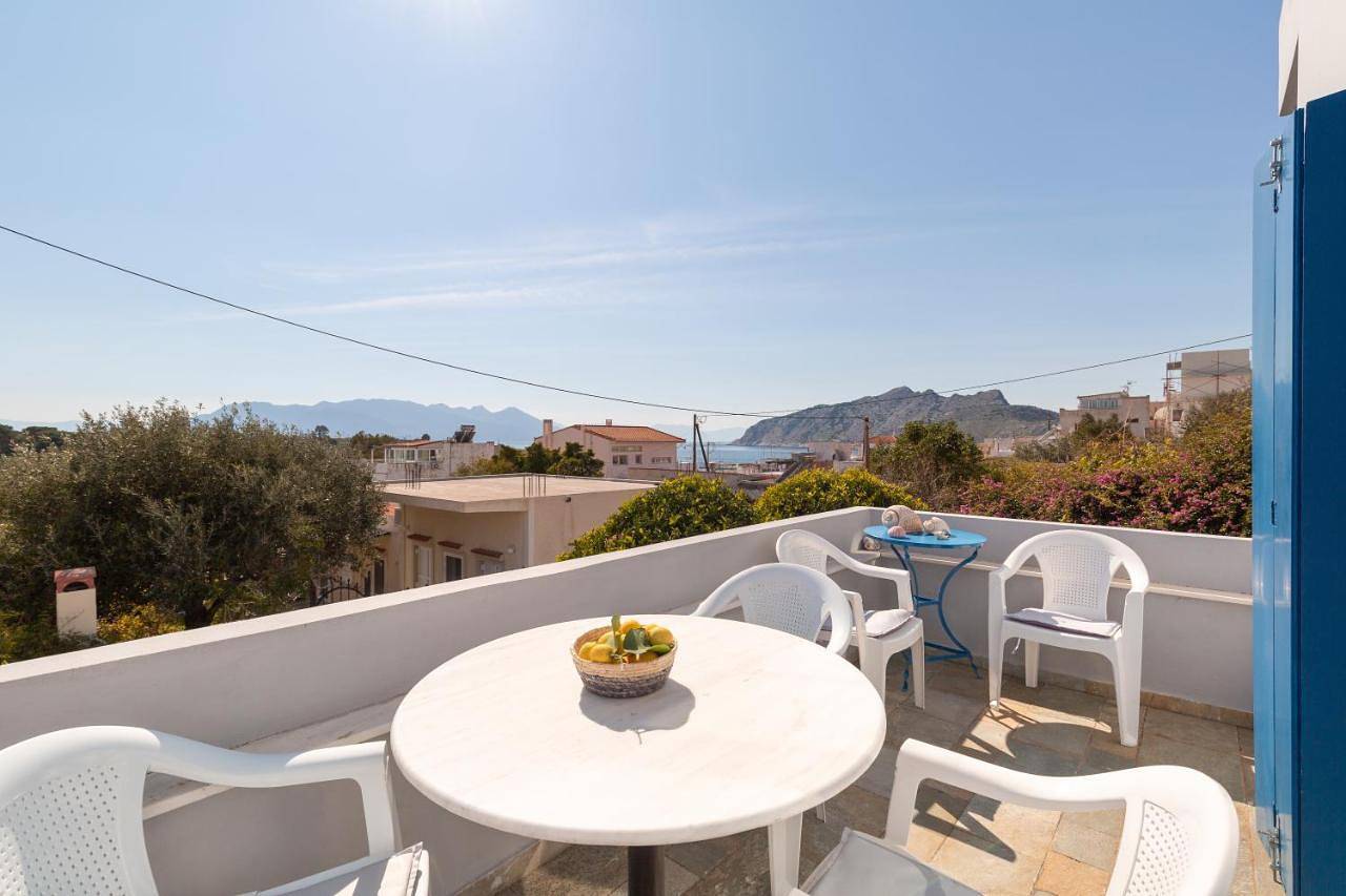 Appartement entier, Apartment with Terrace in Perdika, Égine
