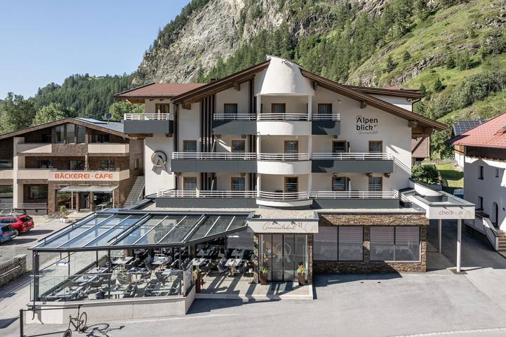 Hotel für 2 Personen, mit Balkon und Terrasse sowie Sauna in Huben