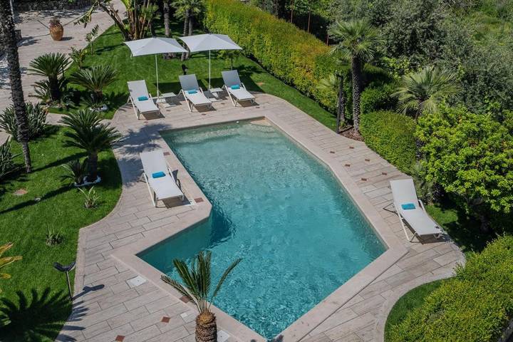Villa per 10 persone, con balcone e piscina nonché idromassaggio in Vico Equense
