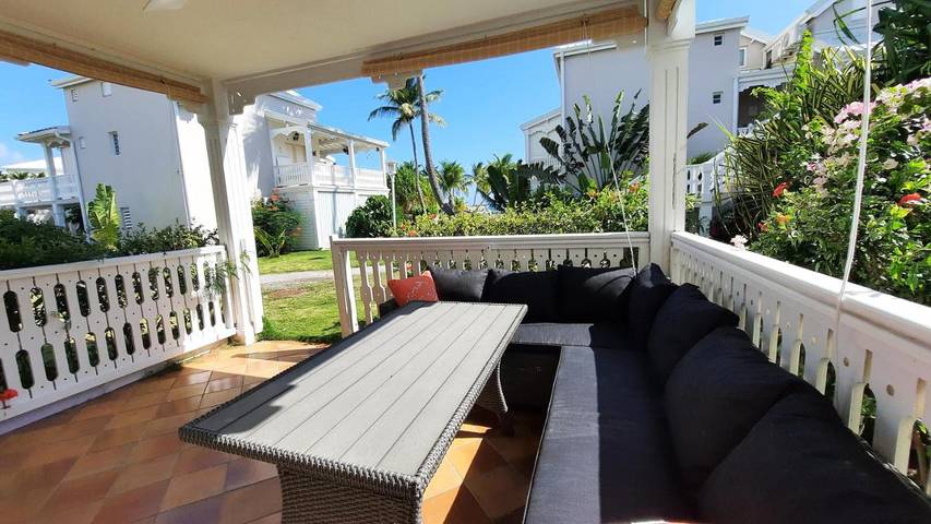 Gîte pour 2 personnes, avec jardin ainsi que terrasse et piscine dans Nettlé Bay - 3