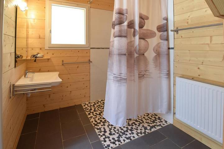 Chalet pour 10 personnes, avec vue et terrasse à Luz-Saint-Sauveur - 2