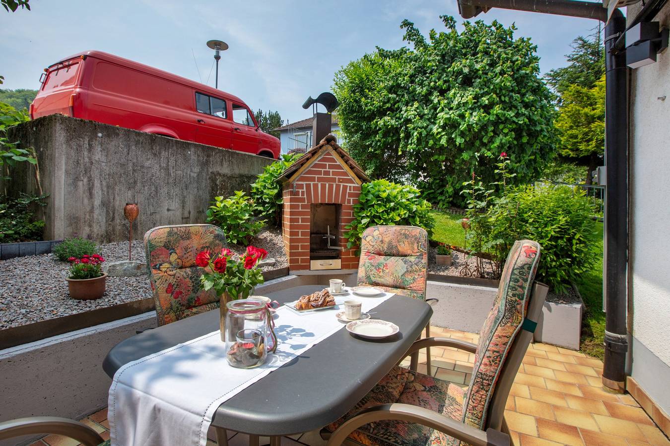 Ganze Wohnung, Ferienwohnung 'Design Und Entspannug' mit privater Terrasse, privatem Garten und Wi-Fi in Kandern, Südschwarzwald