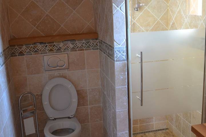 Gîte pour 4 personnes, avec balcon à Thônes - 4