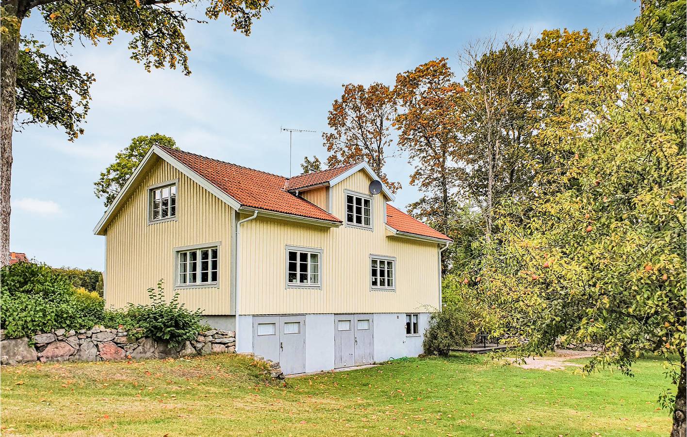 Hus för 10 Personer, med trädgård och terass