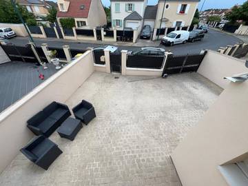 Gîte pour 8 personnes, avec jardin à Garges-lès-Gonesse