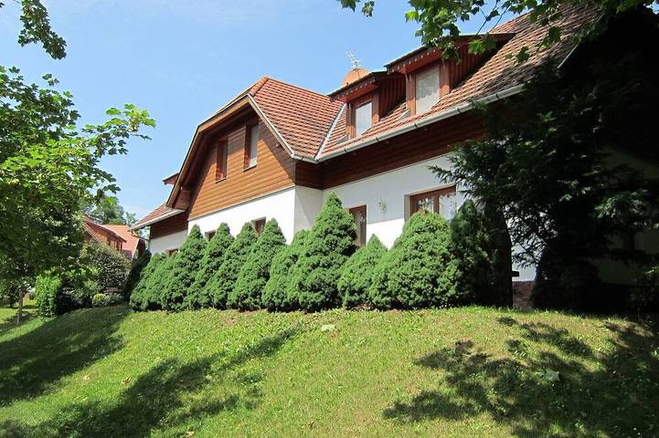 Holiday apartment for 4 people, with garden and pool as well as terrace - 1