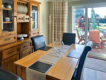 Cottage for 4 People in Burgh Castle, Great Yarmouth, Photo 3