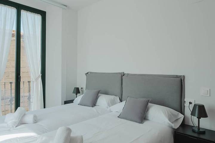 Gîte pour 4 personnes, avec balcon, animaux acceptés à Hostalric - 3