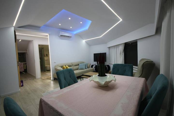 Location de vacances pour 3 personnes, avec Vue dans Borsh