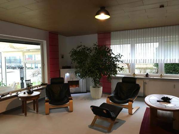 Gästehaus für 4 Personen, mit Terrasse und Garten sowie Sauna in Flensburg