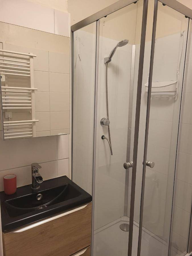 Gîte pour 2 personnes, avec terrasse dans Office De Tourisme D Avignon - 4