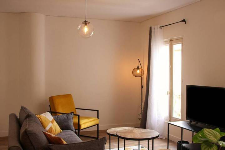 Gîte pour 2 personnes dans Office De Tourisme D Avignon - 3