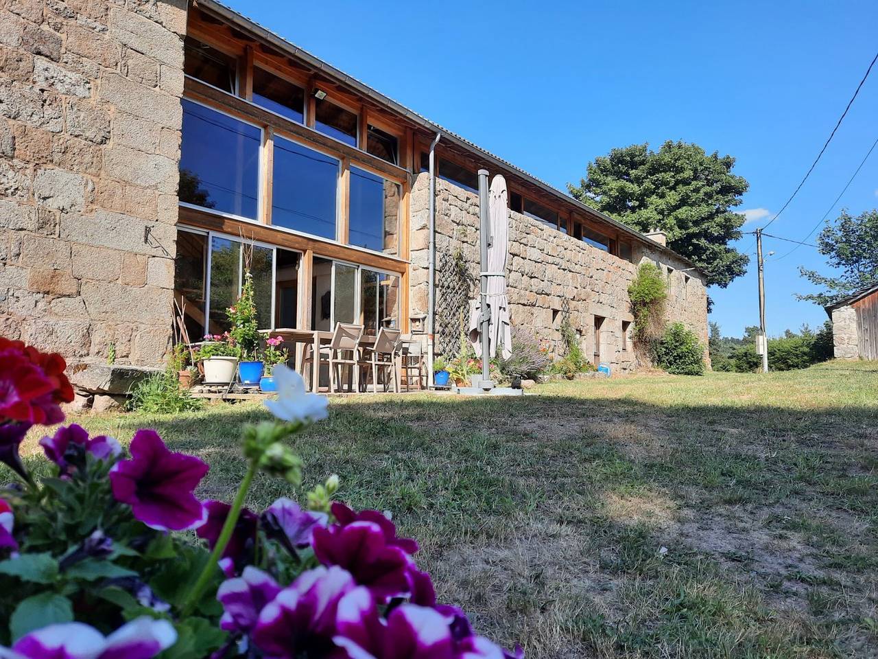 Gîte de Charrey in Le Chambon-sur-Lignon, Massif central
