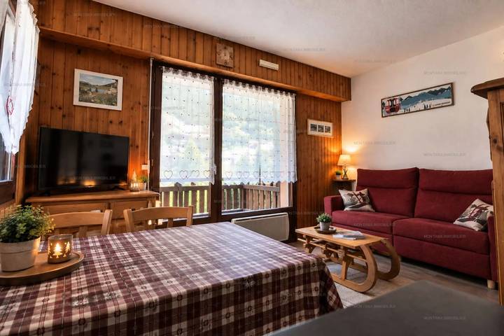 Gîte pour 4 personnes, avec Balcon et Vue dans Patinoire Le Grand Bornand