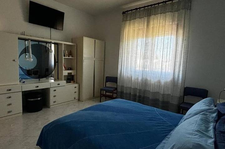 Gîte pour 6 personnes, avec terrasse et jardin à Introdacqua - 4