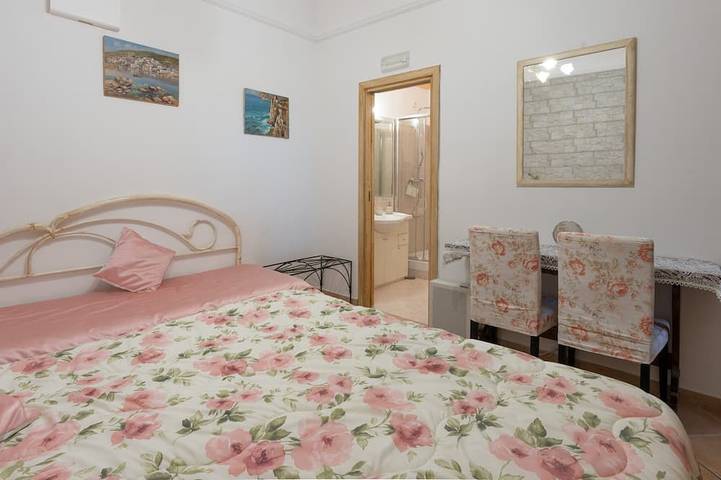 Ganze Wohnung, Befindet sich im Herzen der malerischen Gegend -4 Bedrs, 4 Baths, WiFi und AC free in Spiaggia Fornillo, Positano