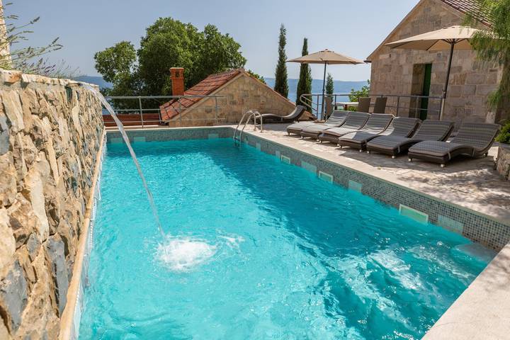 Ferienhaus für 8 Personen, mit Garten in Kroatien