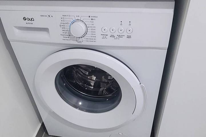 Appartement entier, Studio indépendant proche aéroport d'Orly et Paris in Athis-Mons, Essonne