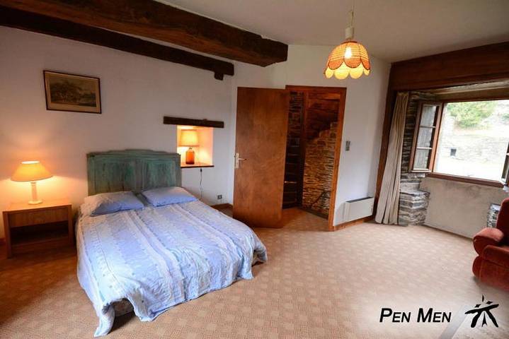 Location de vacances pour 14 personnes, avec vue et jardin dans Bon Repos sur Blavet - 3