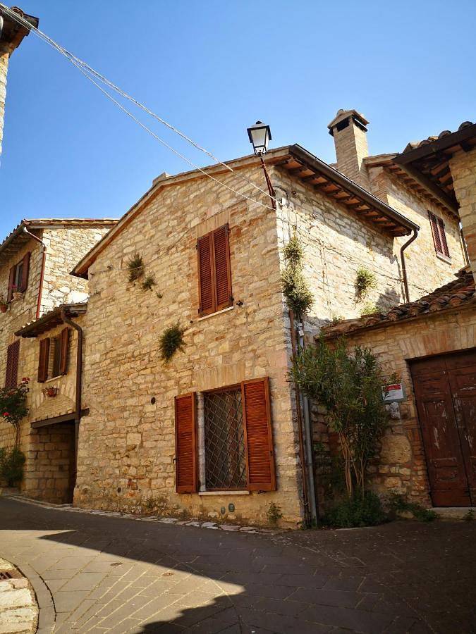 Location de vacances pour 5 personnes, avec vue à Corciano - 2