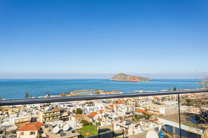 Appartement entier, Appartement de vacances pour 6 personnes avec terrasse in Plataniás, Région de la Canée