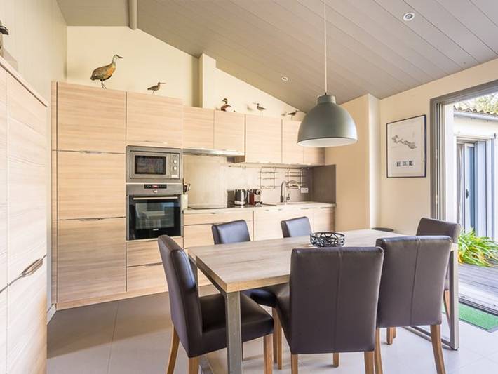 Location de vacances pour 6 personnes dans Plage De L Arnerault La Flotte - 3