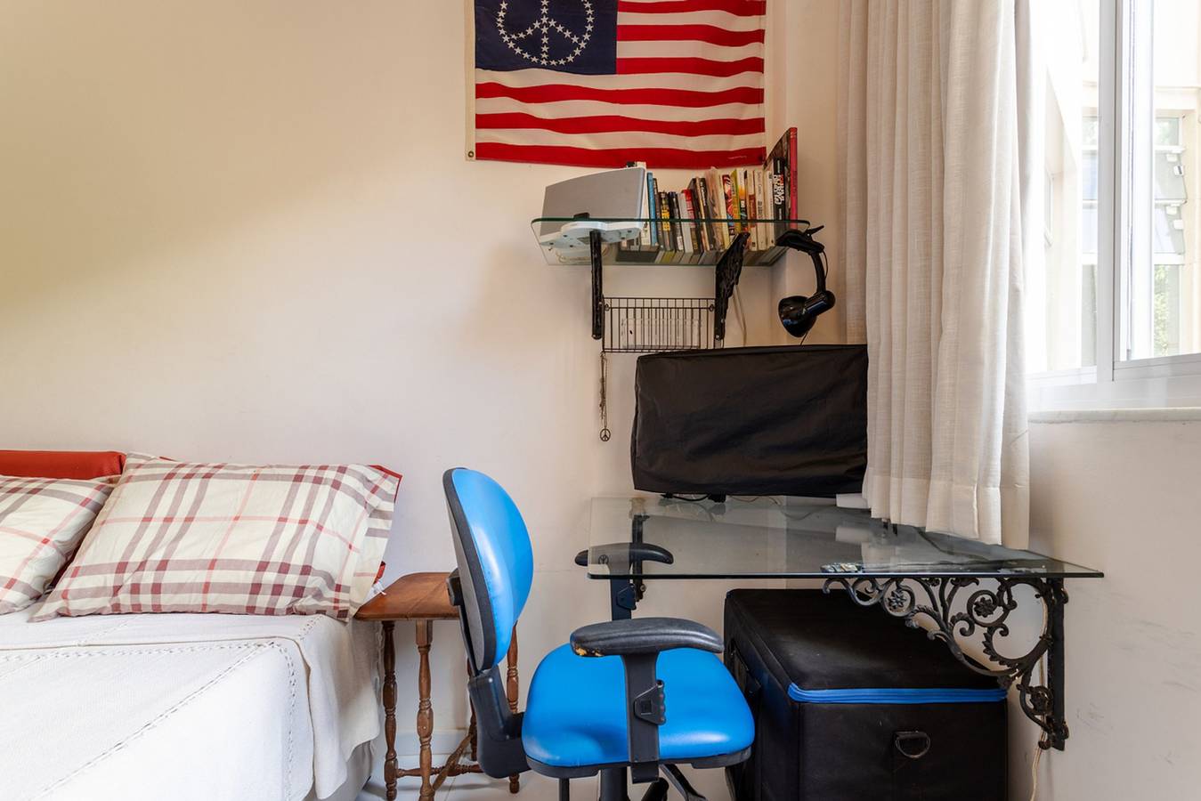 Entire apartment, Loft com Ar Condicionado e Wi-fi a 140m da Praia in Leme (RJ), Rio de Janeiro