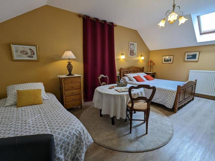 Chambre d’hôte pour 3 personnes, avec terrasse