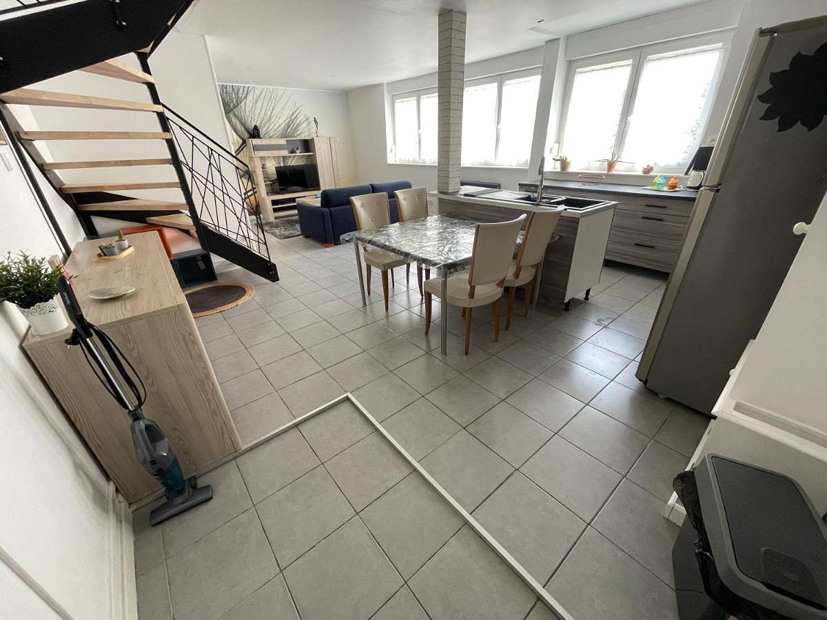 Appartement entier, Appart 2 à croix in Croix (homonymie), Région de Lille