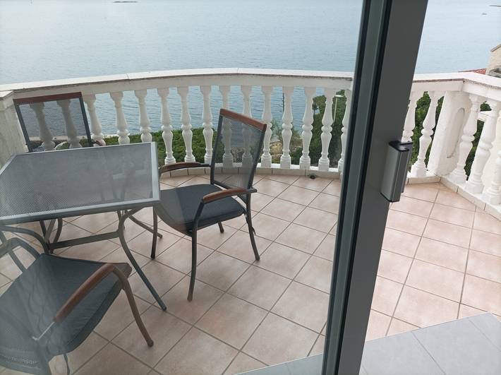 Ferienwohnung für 5 Personen, mit Balkon/Terrasse, mit Haustier in Novalja