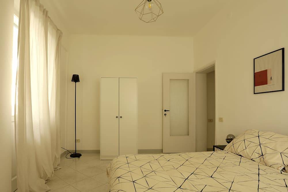 Apartamento entero, Casa dell'Opera The spacious apartment features 2 bedrooms in Pésaro, Valle del Metauro