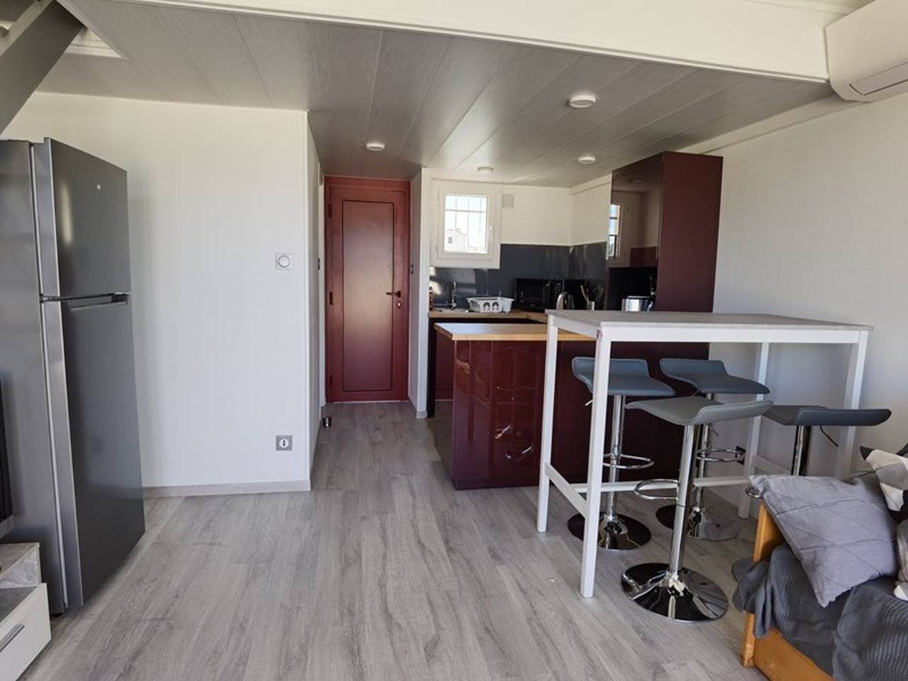 Appartement entier, Appartement Climatisé 2 Pièces avec Terrasse et Parking - Classé 2 Étoiles in Marseillan, Côte d'Améthyste