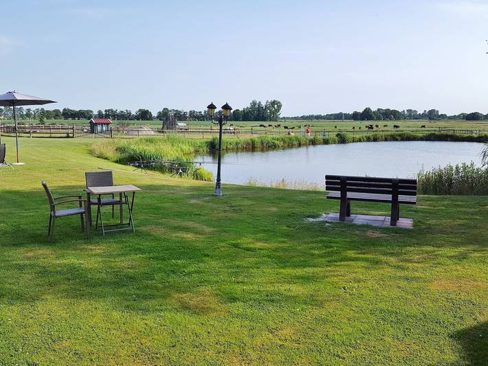 Ferienhof Am Birkensee 55125 - Zanderhütte in Detern, Landkreis Leer