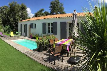 Gîte pour 6 personnes, avec jardin et terrasse dans Vert Bois